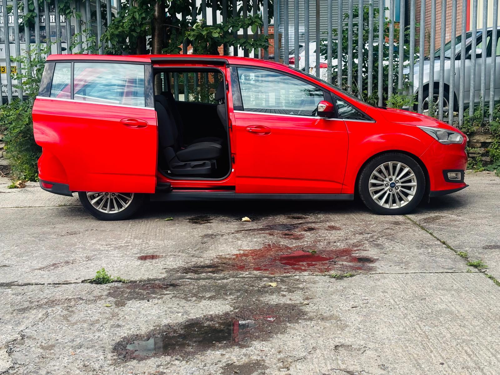 Ford Grand C-Max 1.5 TDCi Titanium MPV 5dr Diesel Powershift Euro 6 (s/s) (Nav) (120 ps)