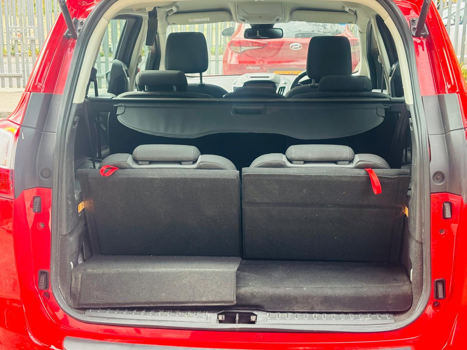 Ford Grand C-Max 1.5 TDCi Titanium MPV 5dr Diesel Powershift Euro 6 (s/s) (Nav) (120 ps)