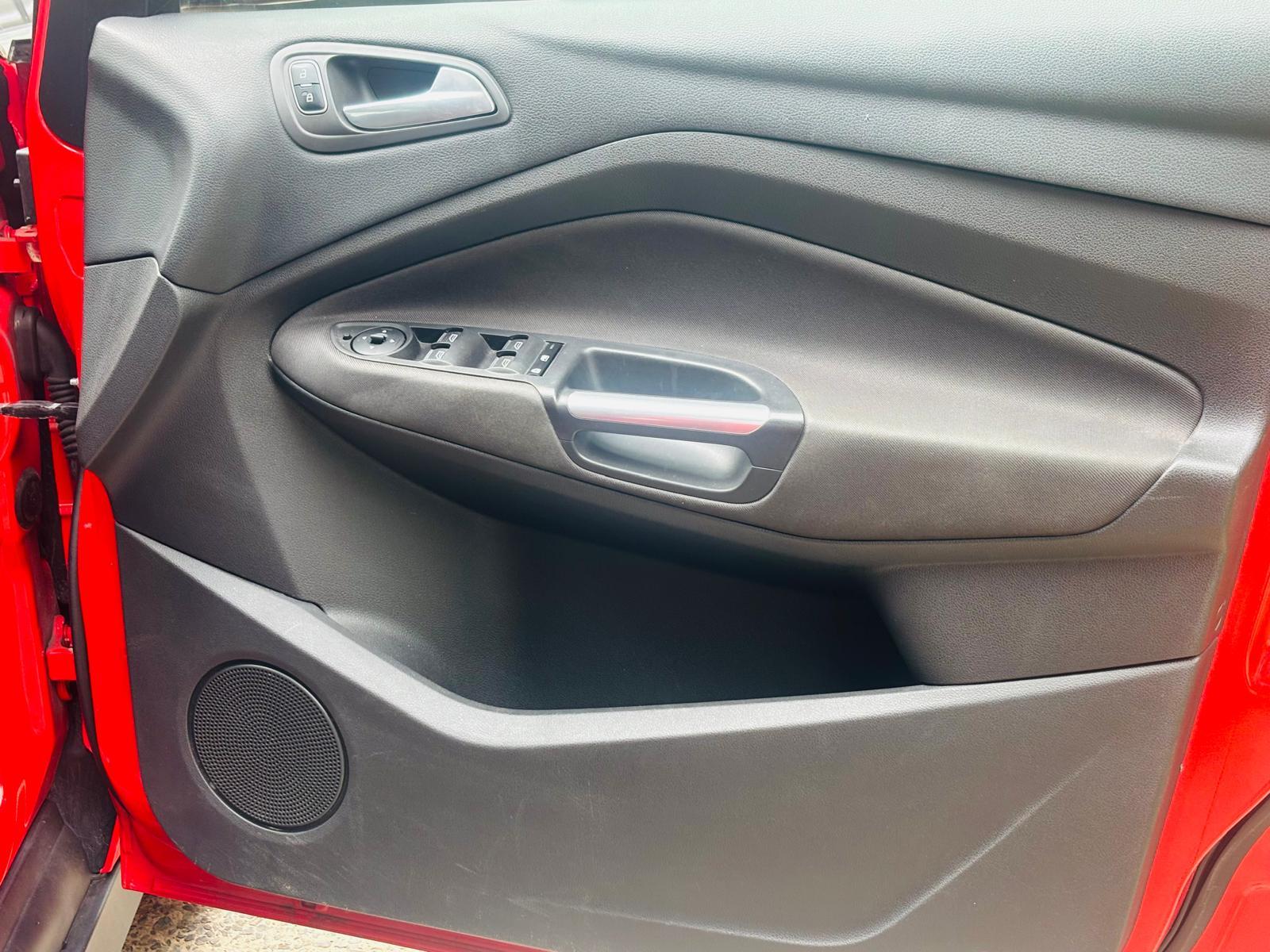 Ford Grand C-Max 1.5 TDCi Titanium MPV 5dr Diesel Powershift Euro 6 (s/s) (Nav) (120 ps)