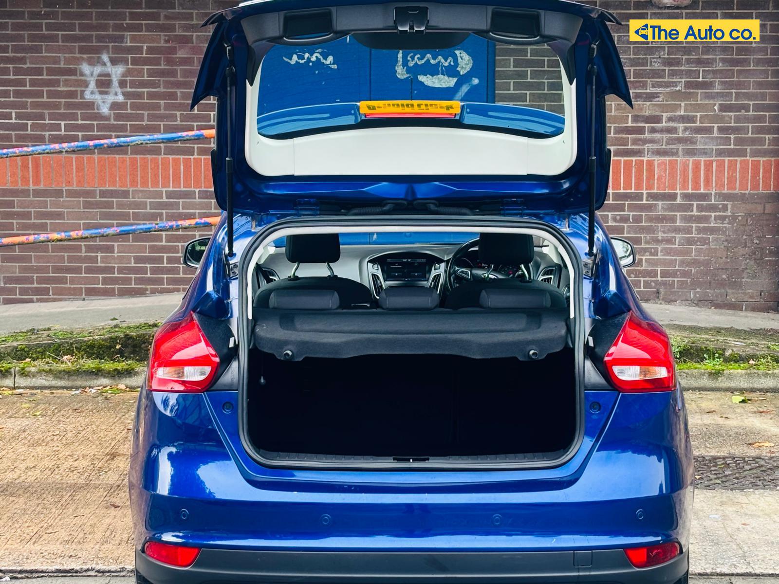 Ford Focus 1.6 Titanium Hatchback 5dr Petrol Powershift Euro 6 (125 ps)