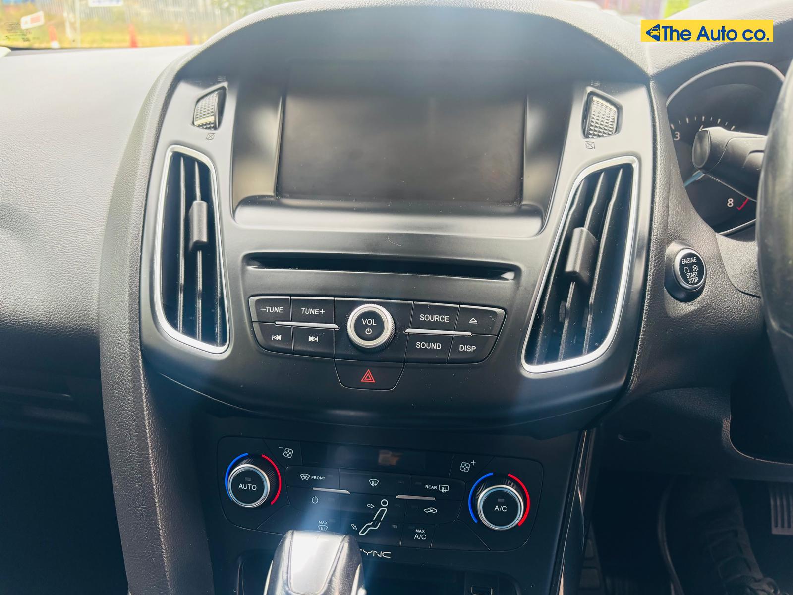 Ford Focus 1.6 Titanium Hatchback 5dr Petrol Powershift Euro 6 (125 ps)