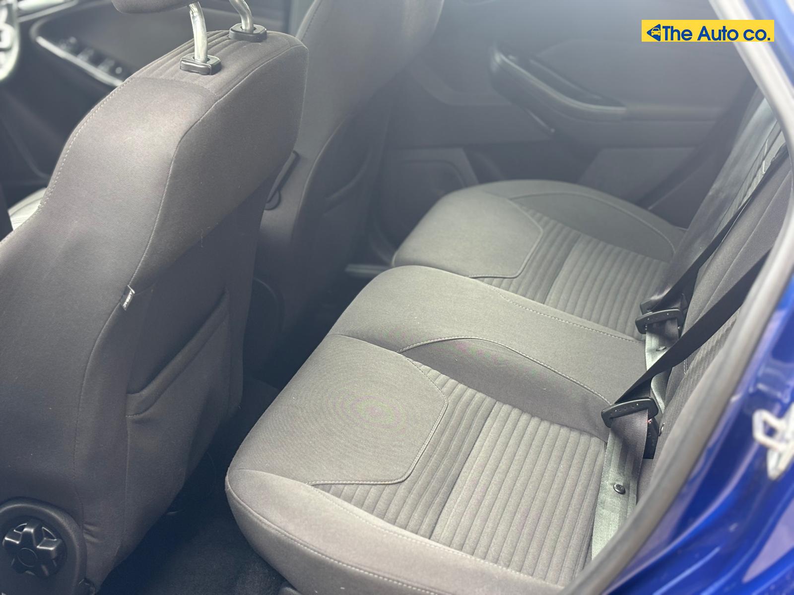 Ford Focus 1.6 Titanium Hatchback 5dr Petrol Powershift Euro 6 (125 ps)