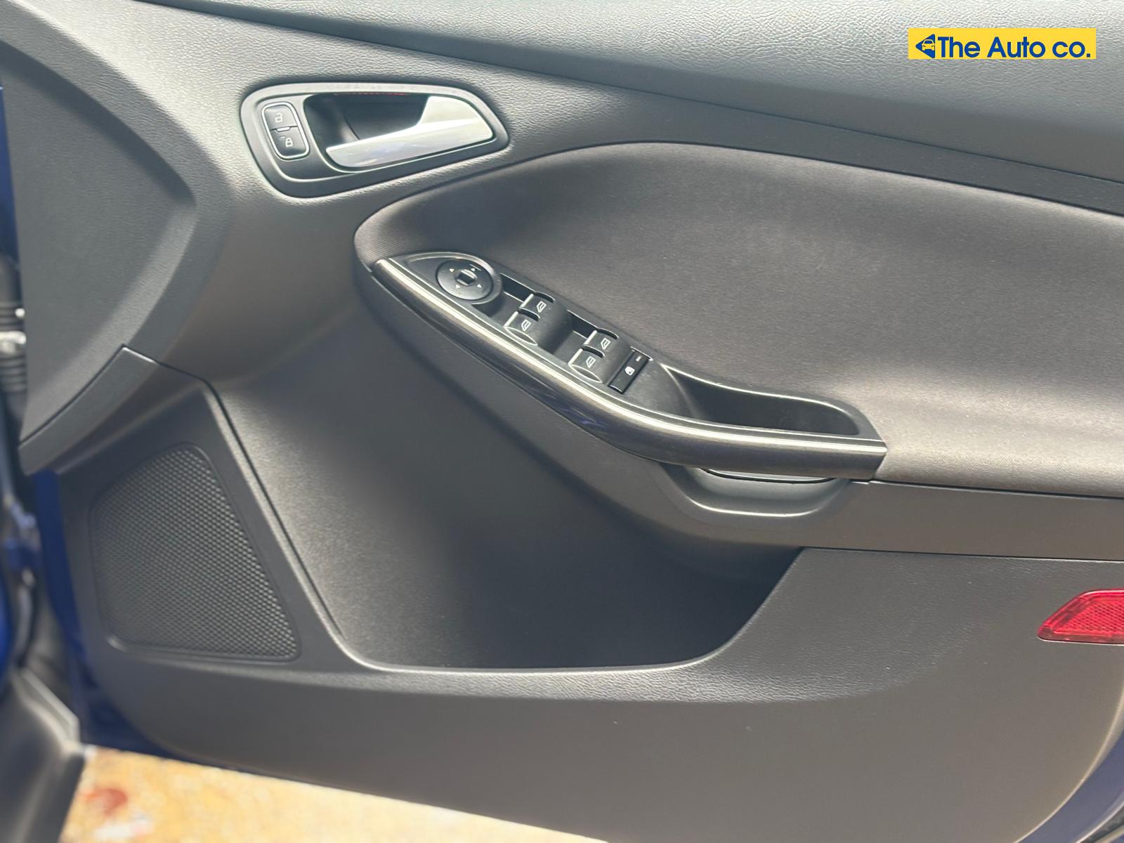 Ford Focus 1.6 Titanium Hatchback 5dr Petrol Powershift Euro 6 (125 ps)