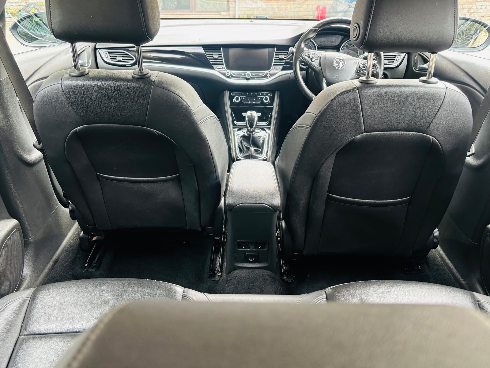 Vauxhall Astra 1.4i Turbo Elite Nav Hatchback 5dr Petrol Manual Euro 6 (150 ps)