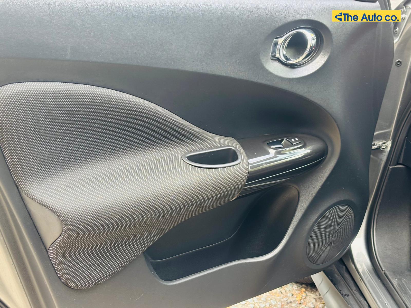 Nissan Juke 1.2 DIG-T Acenta Premium SUV 5dr Petrol Manual 6Spd Euro 5 (s/s) (115 ps)