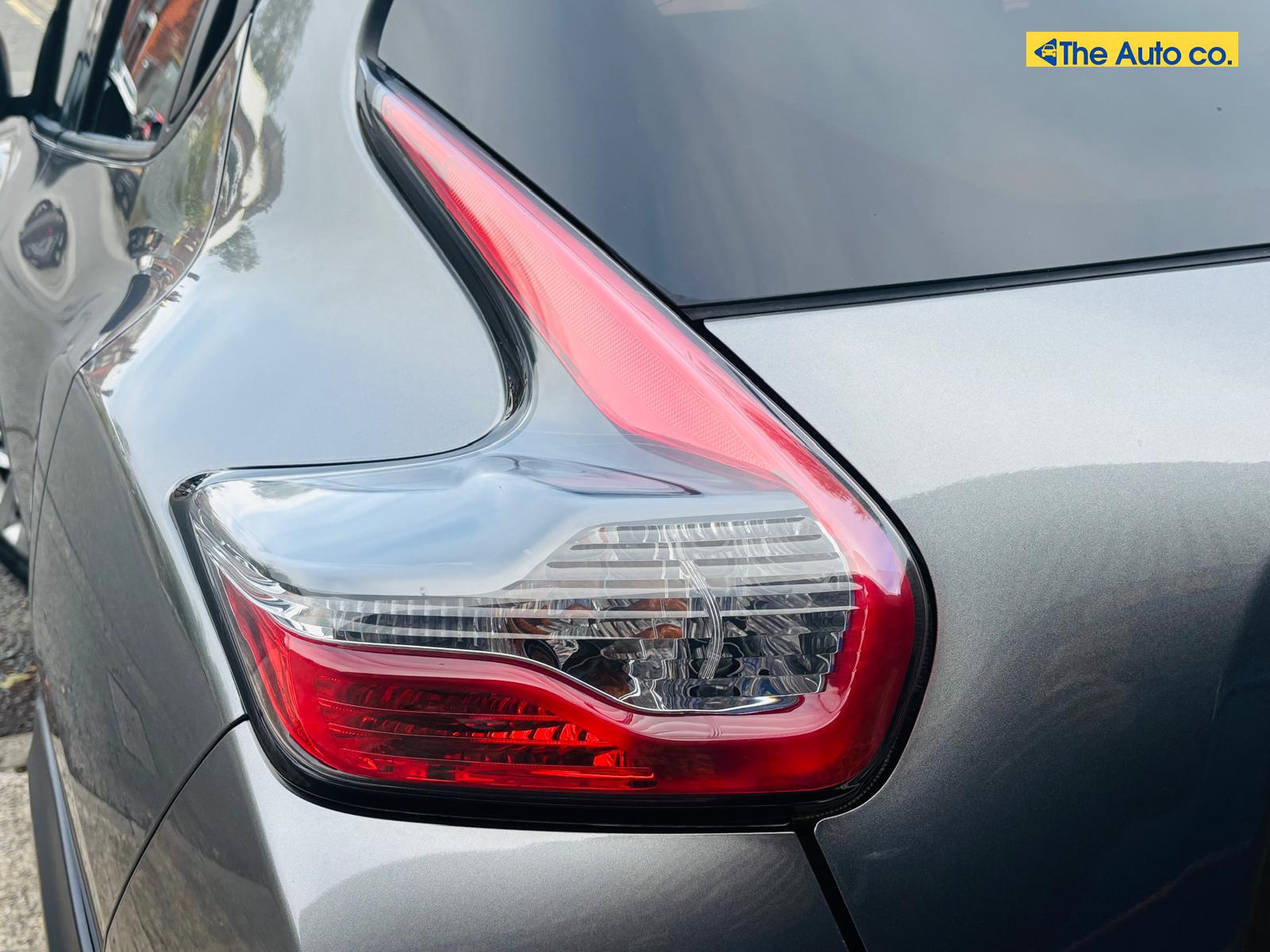 Nissan Juke 1.2 DIG-T Acenta Premium SUV 5dr Petrol Manual 6Spd Euro 5 (s/s) (115 ps)