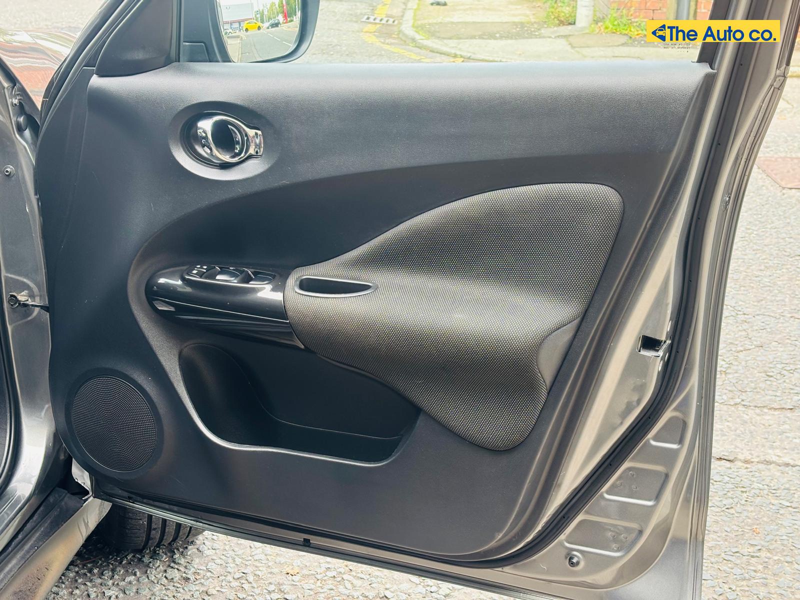 Nissan Juke 1.2 DIG-T Acenta Premium SUV 5dr Petrol Manual 6Spd Euro 5 (s/s) (115 ps)