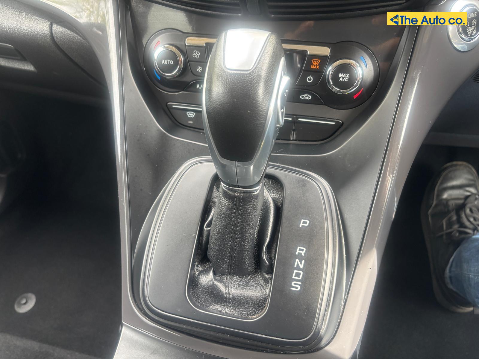 Ford Kuga 2.0 TDCi Titanium SUV 5dr Diesel Powershift AWD Euro 6 (s/s) (180 ps)