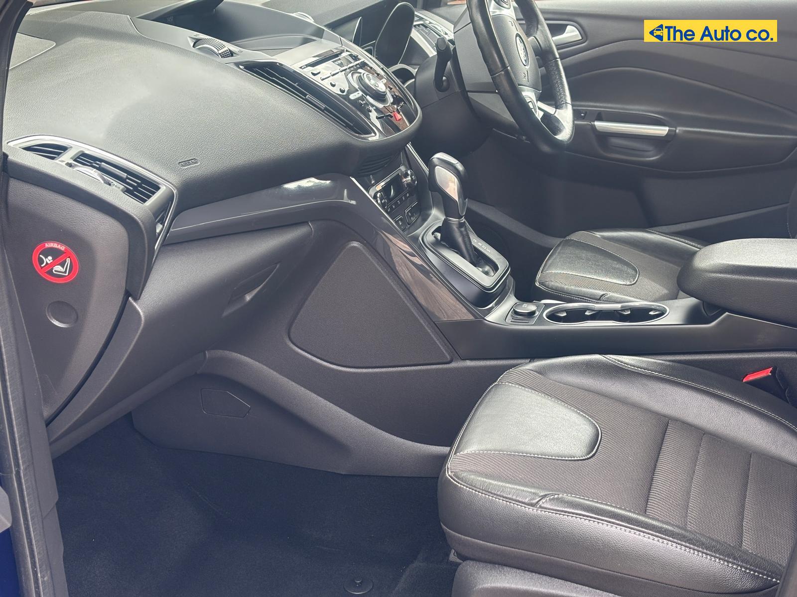 Ford Kuga 2.0 TDCi Titanium SUV 5dr Diesel Powershift AWD Euro 6 (s/s) (180 ps)