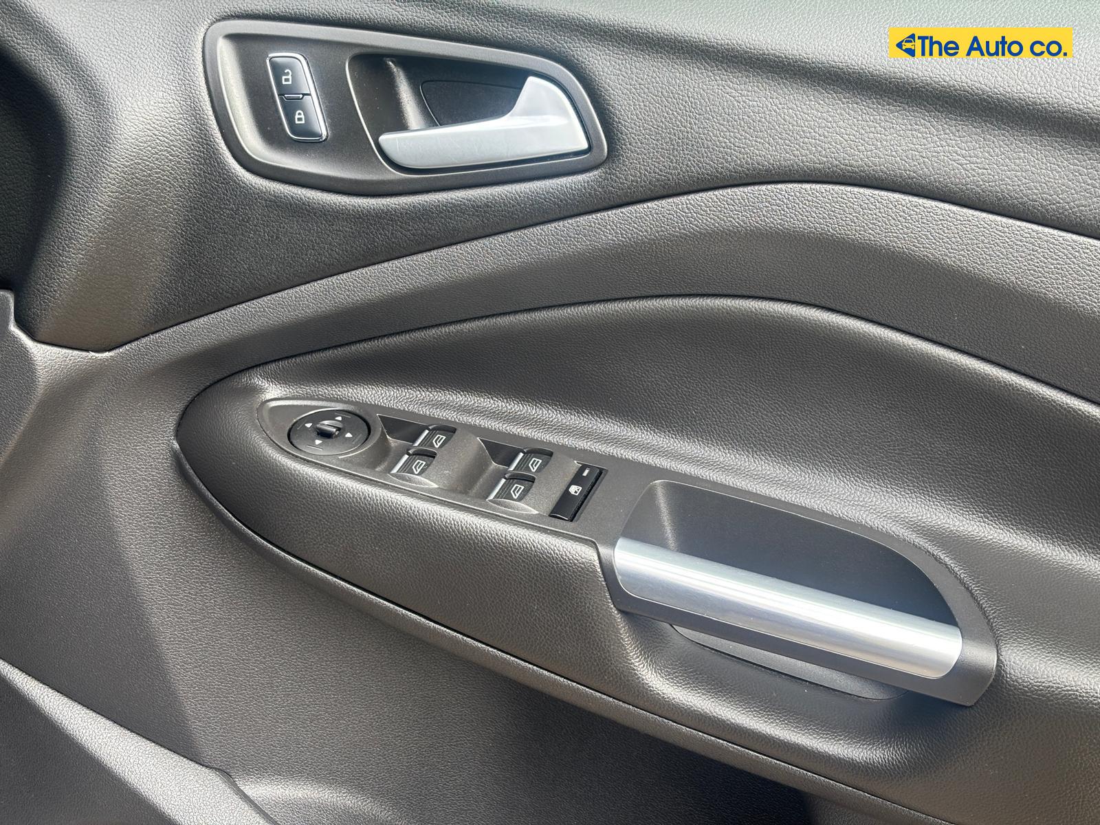 Ford Kuga 2.0 TDCi Titanium SUV 5dr Diesel Powershift AWD Euro 6 (s/s) (180 ps)