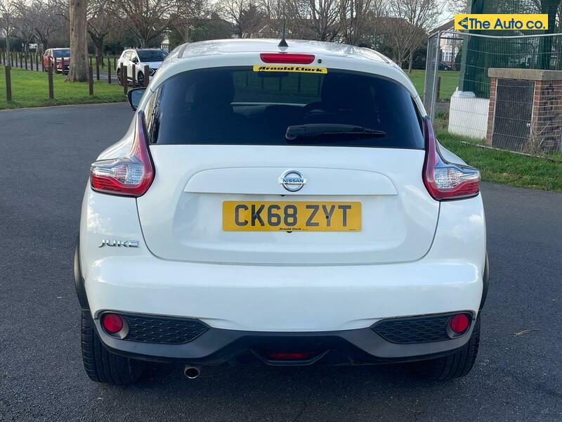 Nissan Juke 1.6 Tekna SUV 5dr Petrol XTRON Euro 6 (117 ps)