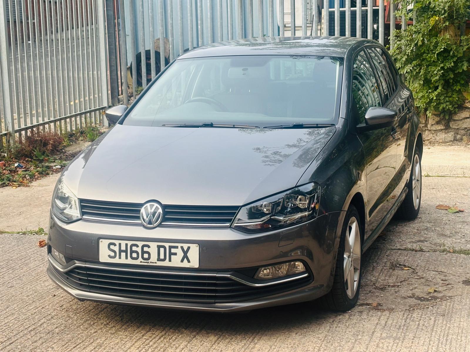 Volkswagen Polo 1.0 TSI BlueMotion Tech SEL Hatchback 5dr Petrol Manual Euro 6 (s/s) (110 bhp)