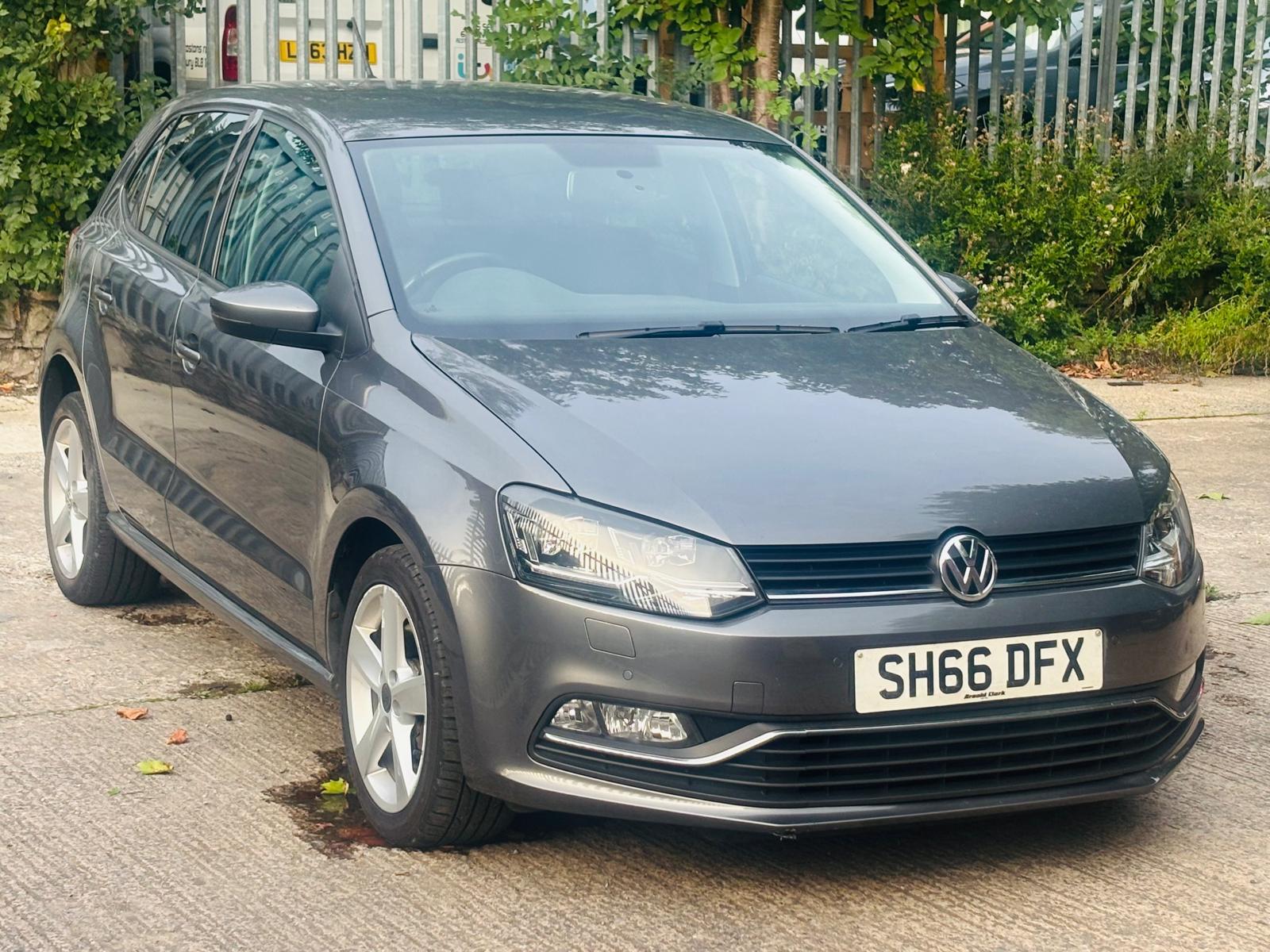 Volkswagen Polo 1.0 TSI BlueMotion Tech SEL Hatchback 5dr Petrol Manual Euro 6 (s/s) (110 bhp)