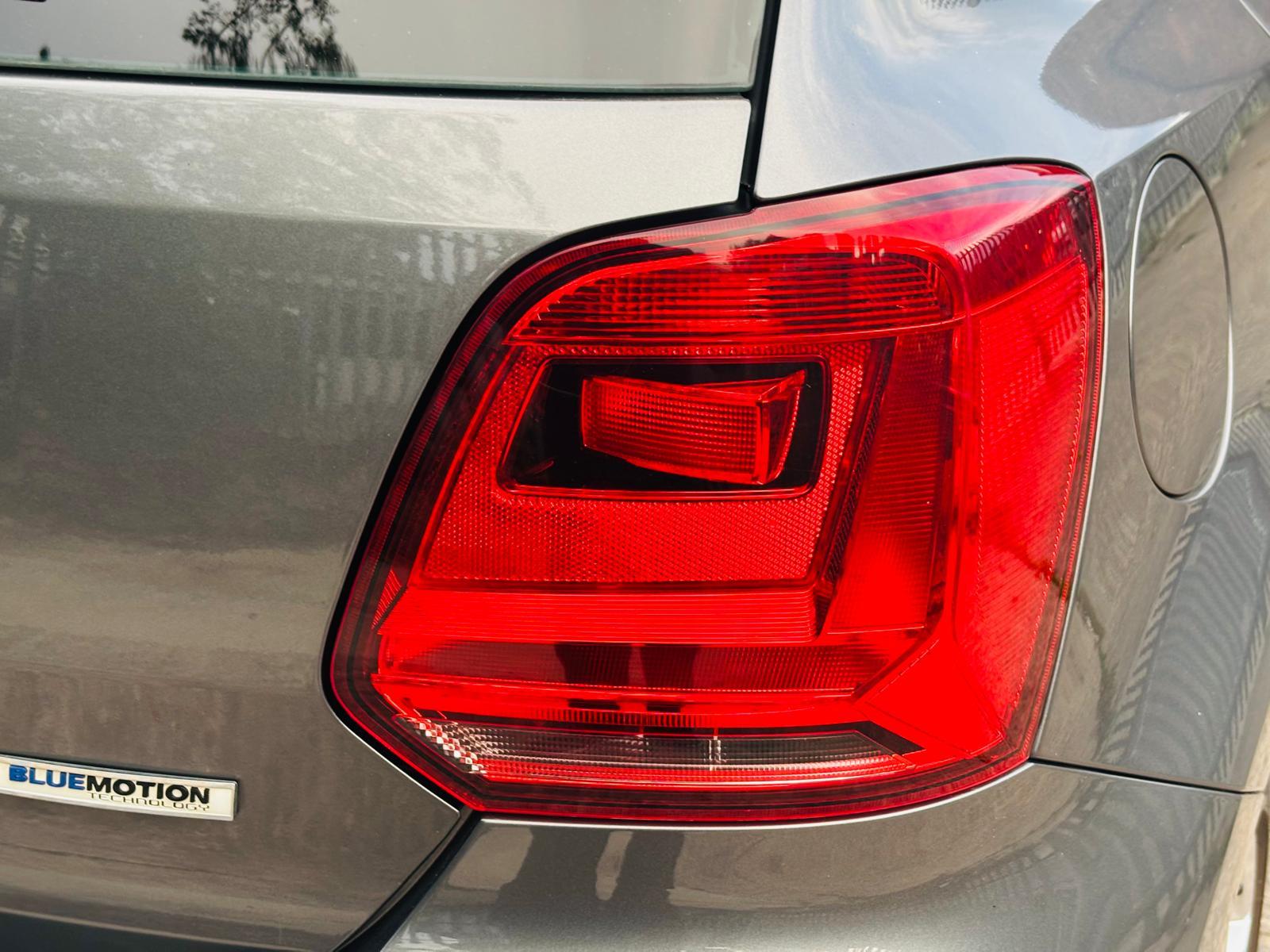 Volkswagen Polo 1.0 TSI BlueMotion Tech SEL Hatchback 5dr Petrol Manual Euro 6 (s/s) (110 bhp)