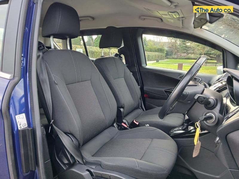 Ford B-Max 1.6 Zetec Navigator MPV 5dr Petrol Powershift Euro 6 (105 ps)