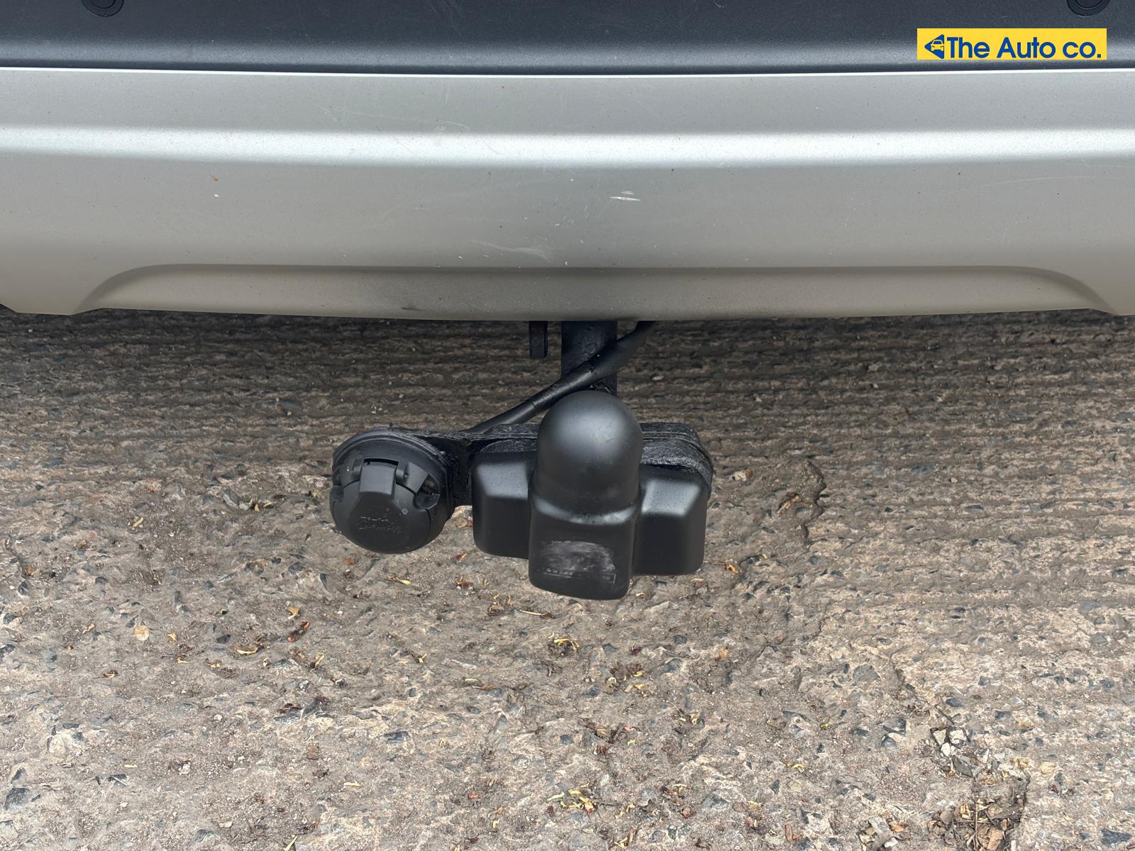 Toyota Prius 1.8 VVT-h T Spirit Hatchback 5dr Petrol Hybrid CVT Euro 5 (s/s) (136 ps)