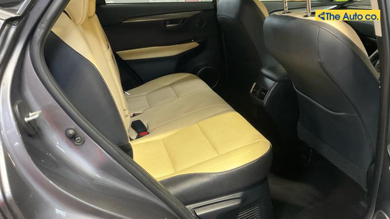 Lexus NX 2.5 300h Luxury SUV 5dr Petrol Hybrid E-CVT 4WD Euro 6 (s/s) (197 ps)