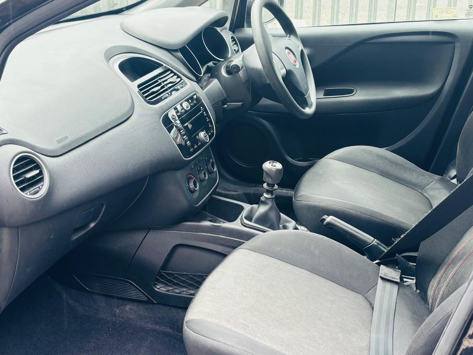 Fiat Punto 1.2 Pop Hatchback 5dr Petrol Euro 6 (69 bhp)