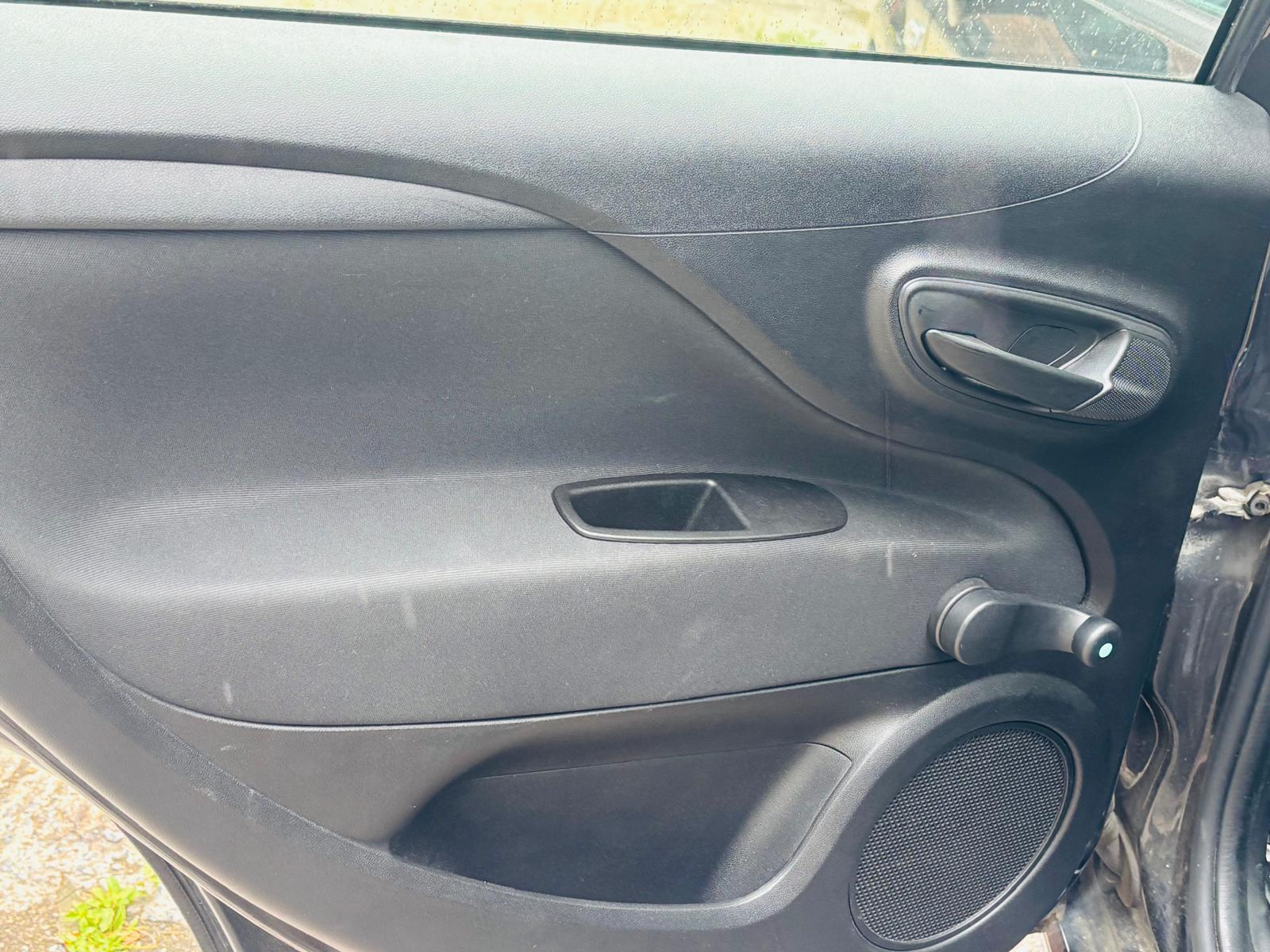 Fiat Punto 1.2 Pop Hatchback 5dr Petrol Euro 6 (69 bhp)